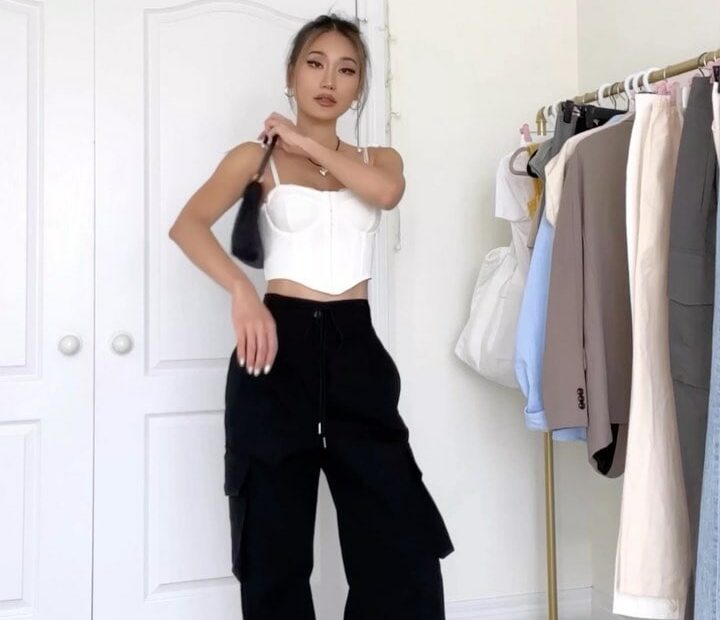 corset x cargo pants = 👌🏻 #styleinsp