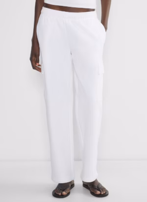 Kerina Wang - ARITZIA Cozy Sweatfleece Mega Cargo Sweatpant