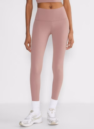Kerina Wang - ARITZIA Butter Cheeky Hi-Rise Legging