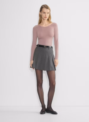 Kerina Wang - ARITZIA Smooth Seamless Malba Longsleeve
