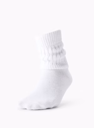 Kerina Wang - ARITZIA Scrunch Ankle Sock 3-pack
