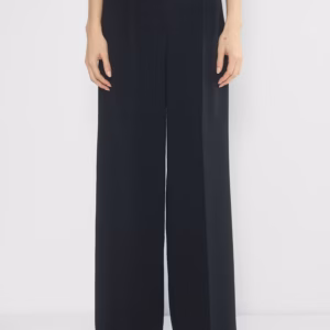 Kerina Wang - ARITZIA The Effortless Pant Wider