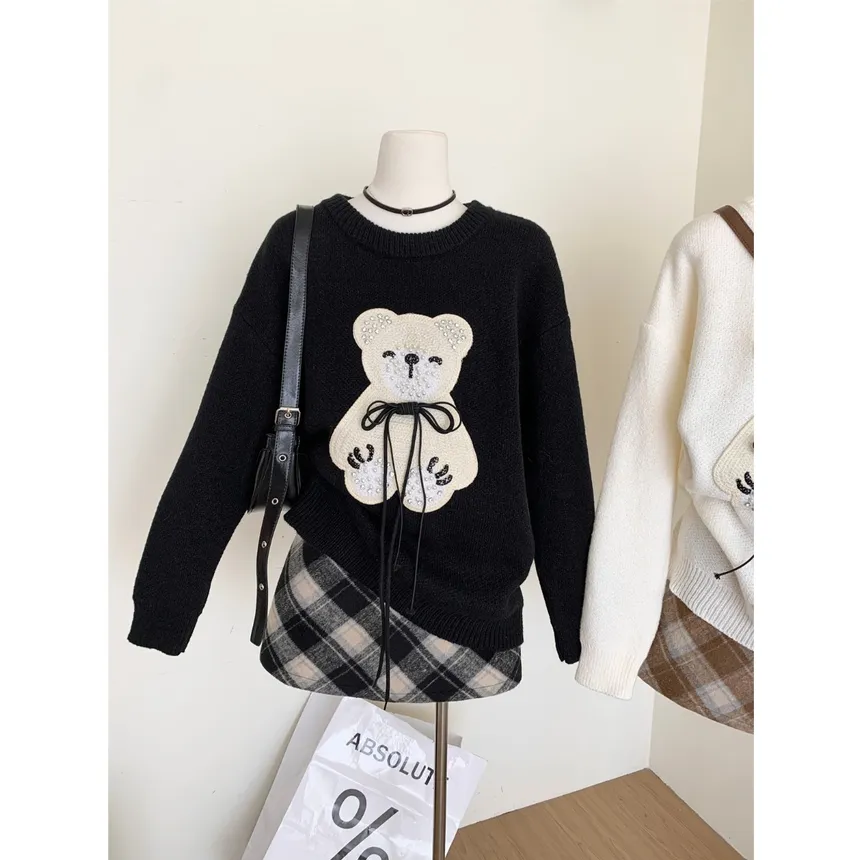 Dute – Crewneck Bear Applique Sweater – Yesstyle