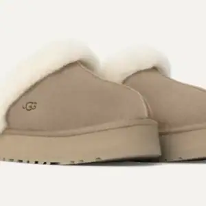 Kerina Wang - Women's Disquette - Ugg