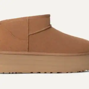 Kerina Wang - Women's Classic Ultra Mini Platform - Ugg