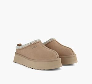 Kerina Wang - UGG Tazz II - Browns Shoes