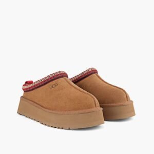 Kerina Wang - UGG Tazz II - Browns Shoes