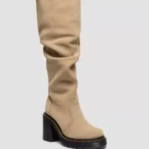 Kerina Wang - Kasey Suede Boots - Dr. Martens