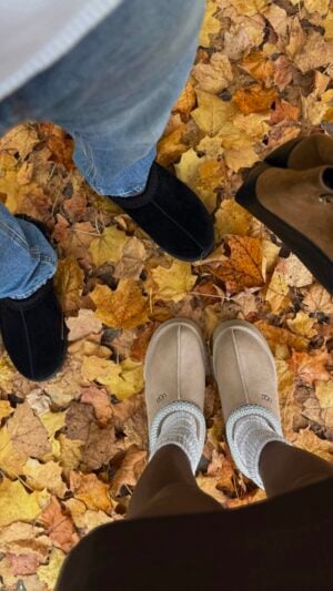 Kerina Wang - fall with my fave human and fave UGG 🍂