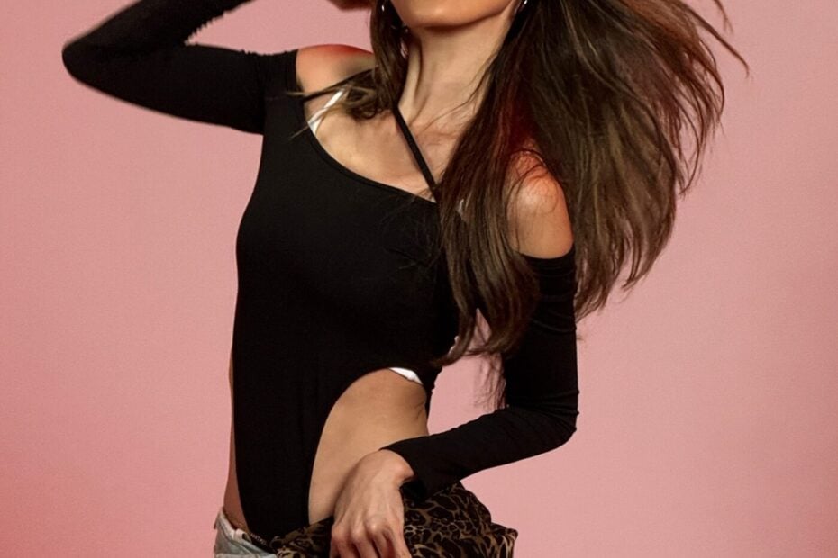 September archives 🤎 posting so my photographer doesn’t get mad at me