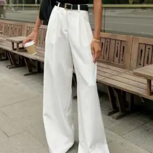 Kerina Wang - Solid Wide Leg Pants Without Belt - Commense