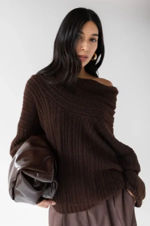 Oversized Slouchy Off the Shoulder Sweater – Oak & Fort