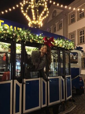 Merry Christmas my internet besties! Super grateful for all of your, the coolest family ever🎄🎁