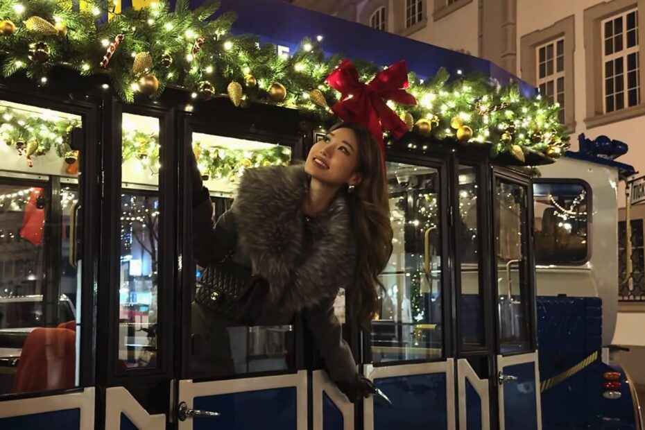 Merry Christmas my internet besties! Super grateful for all of your, the coolest family ever🎄🎁