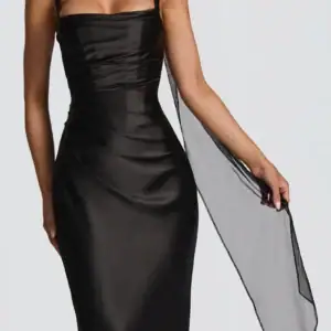 Kerina Wang - Ayla Scarf in Black - Babyboo