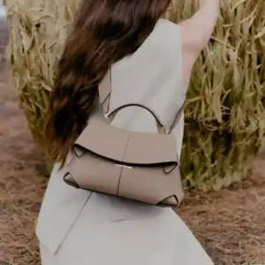 Kerina Wang - Mokki Mini Edition Textured Taupe - Polene