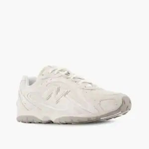 Kerina Wang - New Balance 204L in Timberwolf - Browns