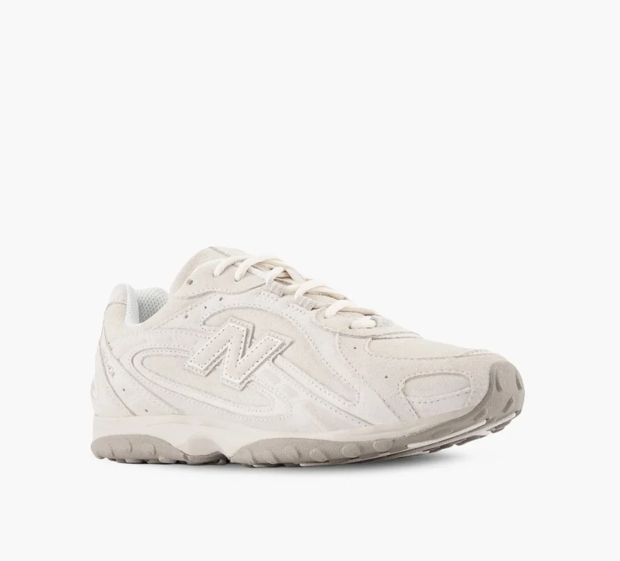 New Balance 204L in Timberwolf – Browns
