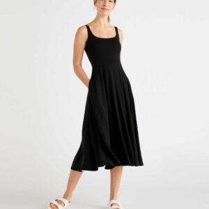 Kerina Wang - Tencel Jersey Fit & Flare Dress - Quince