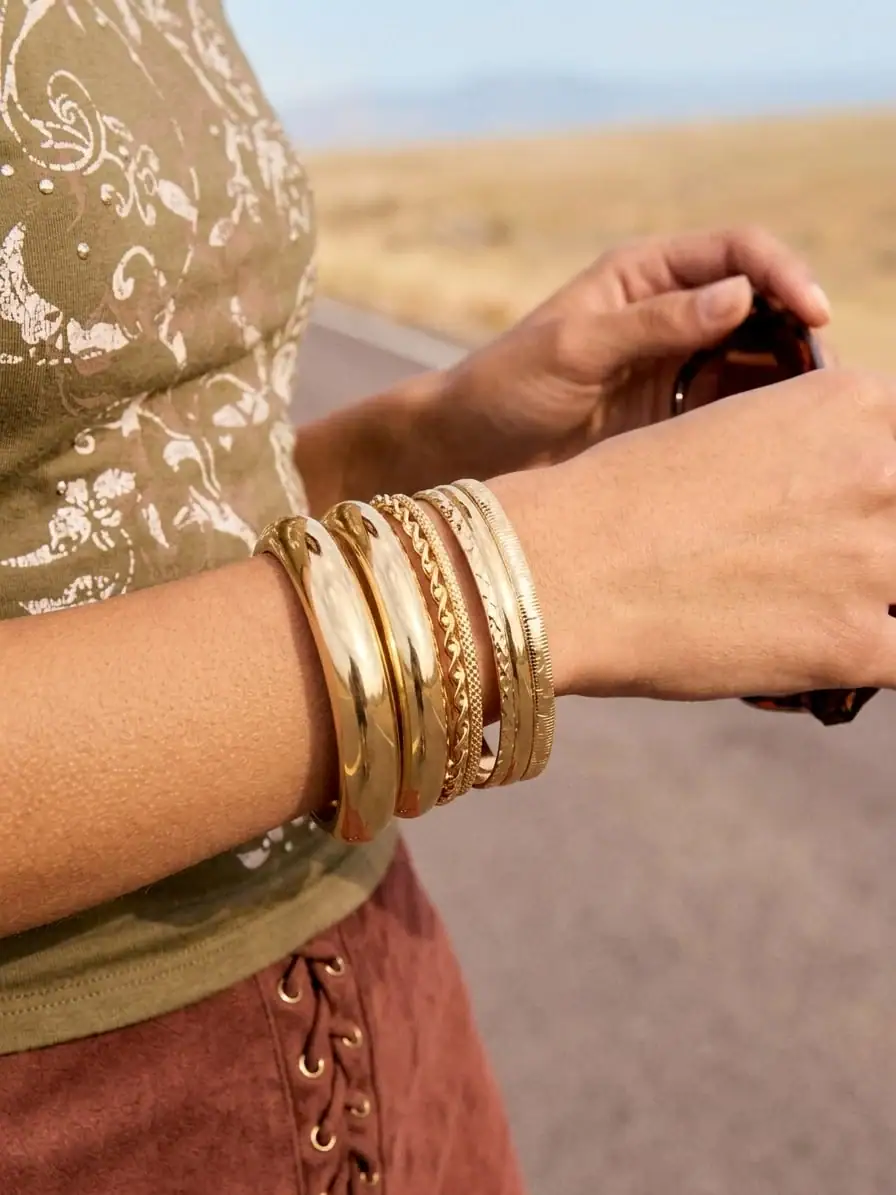 8 Pcs Textured Bangle Bracelet Set – Cider – Gold
